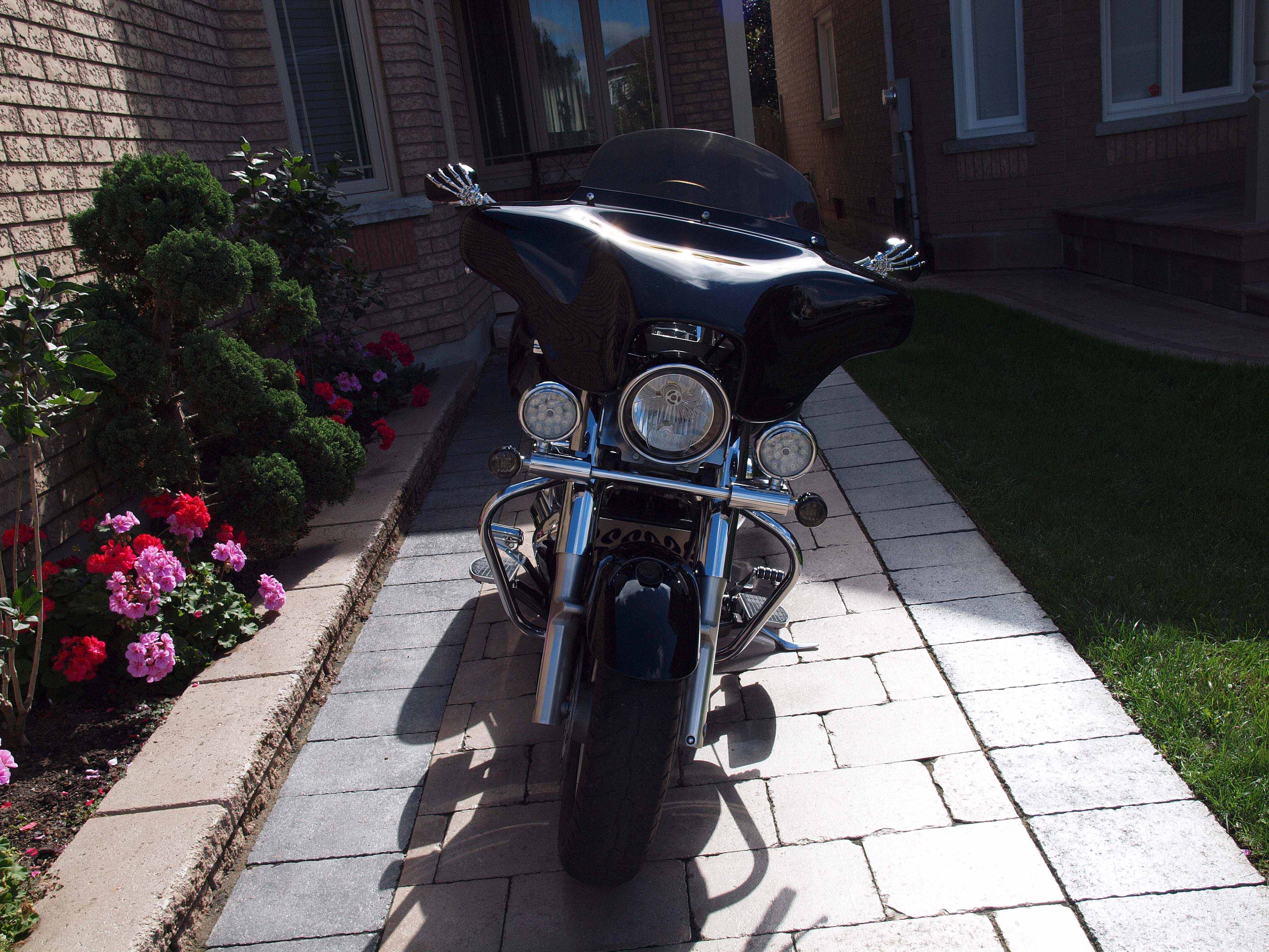Suzuki C109R 2008 Black