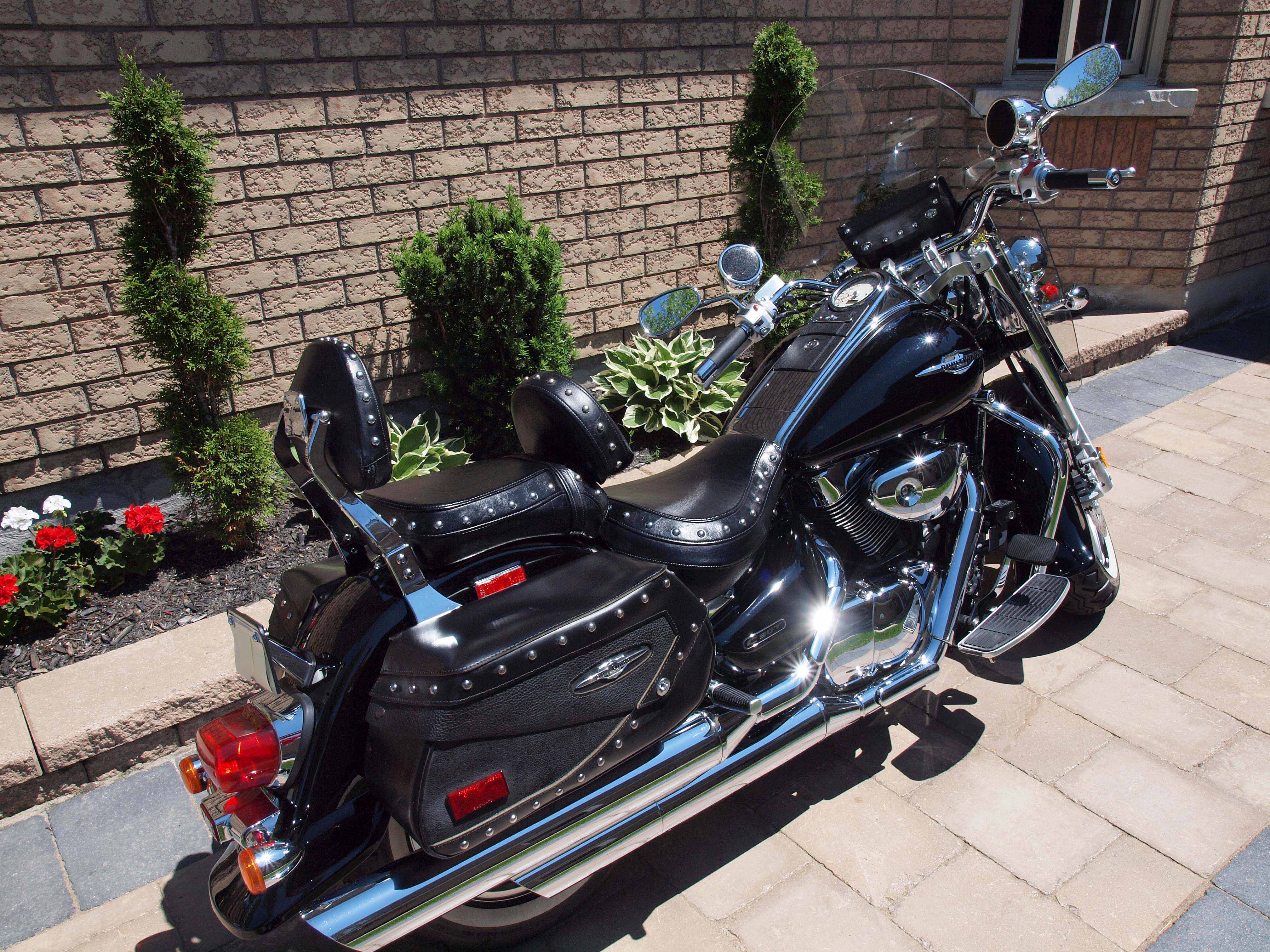 Suzuki C90T 2007 Black